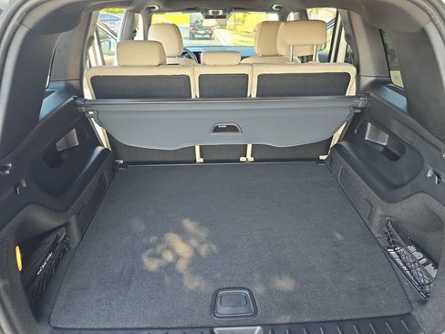 Certified 2025 Mercedes-Benz GLB 250 image 12