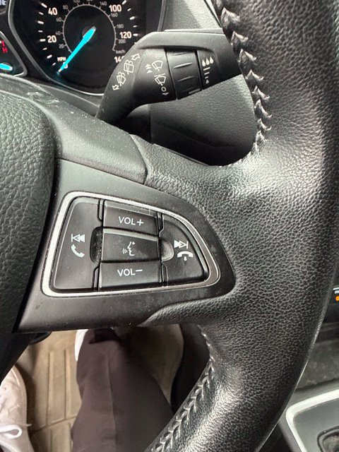 Certified 2019 Ford Escape SE FWD image 25