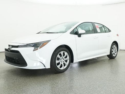 New 2026 Toyota Corolla LE image 17