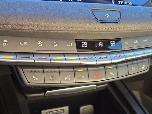 Used 2019 Cadillac XT4 Sport image 24