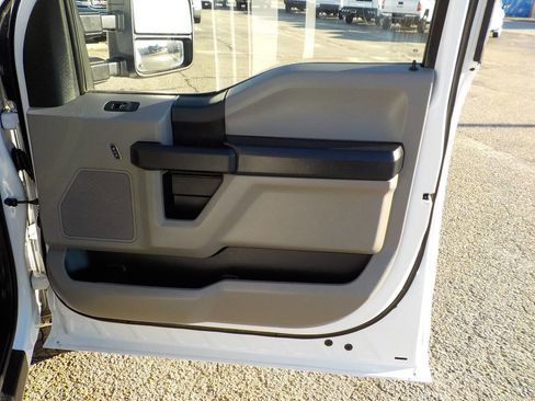 Used 2021 Ford F250 XL w/ STX Appearance Package image 29