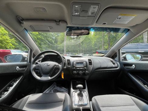 Used 2017 Kia Forte LX w/ LX Popular Package FWD image 28