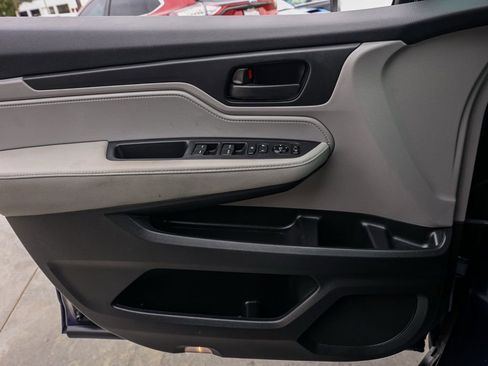 Used 2019 Honda Odyssey LX image 22