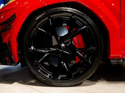 Used 2023 Lamborghini Urus Performante AWD/4WD image 10