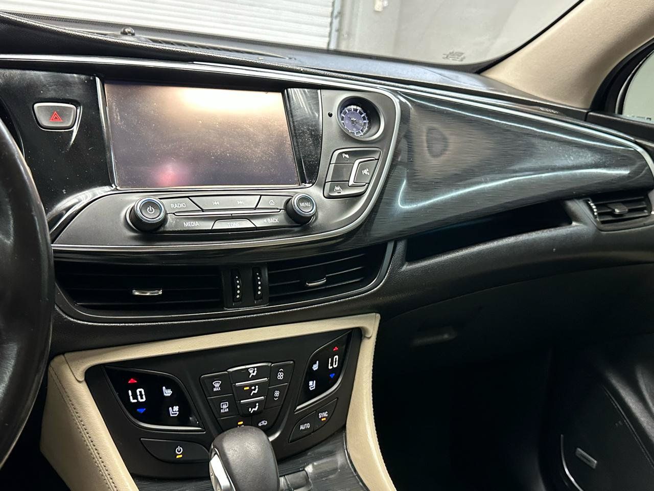 Used 2017 Buick Envision Premium w/ Driver Confidence Package AWD/4WD image 19