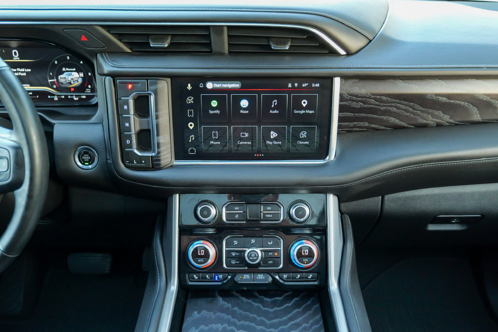 Used 2023 GMC Yukon Denali AWD/4WD image 48