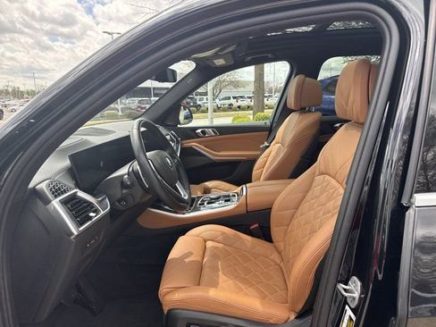 Certified 2024 BMW X5 xDrive50e w/ Premium Package AWD/4WD image 10