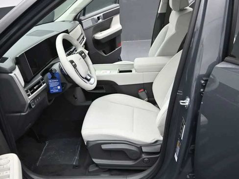 New 2026 Hyundai Santa Fe SE AWD/4WD image 15