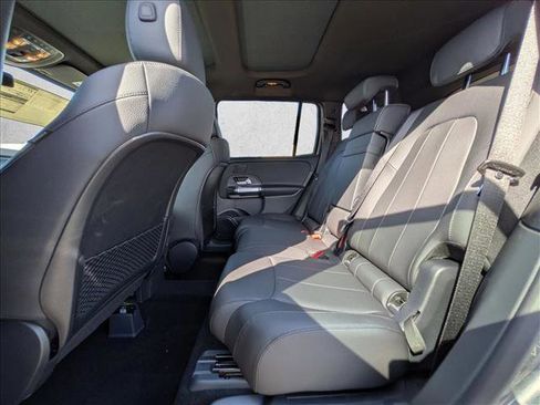 New 2026 Mercedes-Benz GLB 250 4MATIC image 16