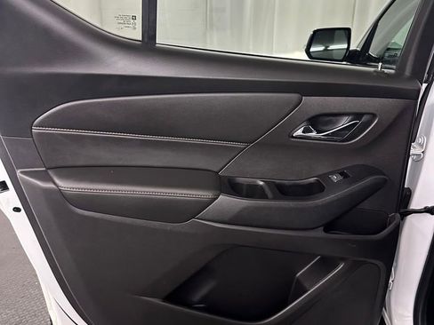 Used 2019 Chevrolet Traverse RS image 26