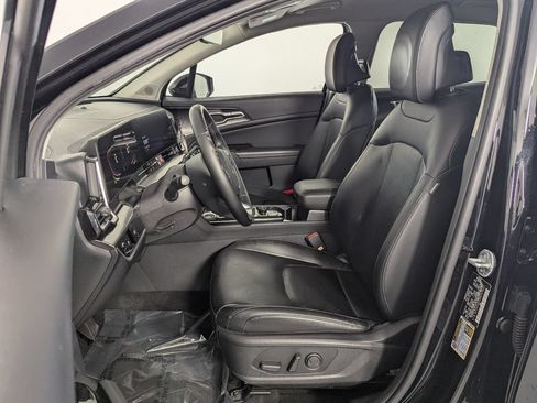 Used 2024 Kia Sportage EX FWD image 13