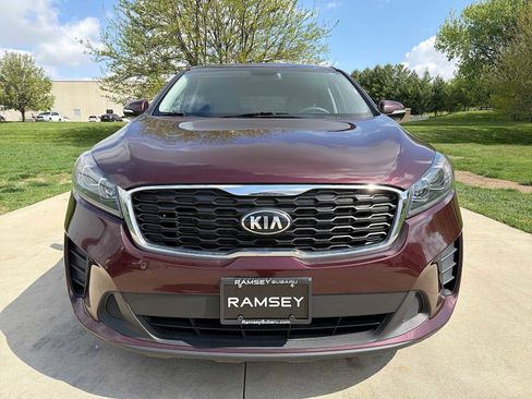 Used 2020 Kia Sorento AWD V6 image 9