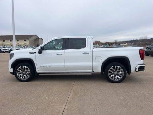 Used 2024 GMC Sierra 1500 Denali w/ Denali Reserve Package image 9