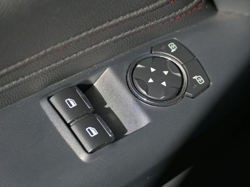 Used 2024 Ford Mustang GT RWD image 23