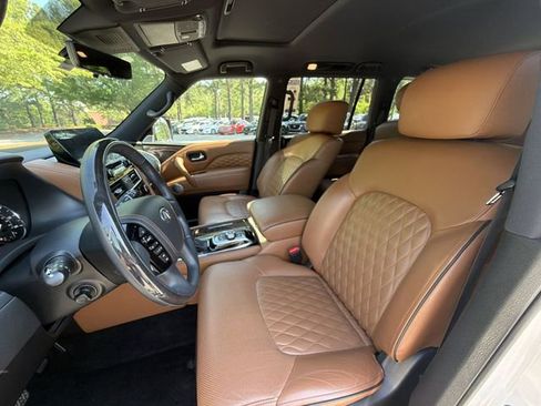 Used 2023 INFINITI QX80 Sensory w/ Cargo Package AWD/4WD image 11