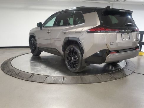 Used 2026 Toyota RAV4 XSE w/ Panoramic Sun Roof Package AWD/4WD image 8