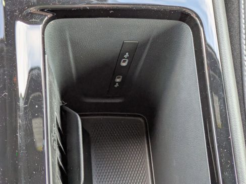 New 2026 Volkswagen Tiguan SEL R-Line image 25