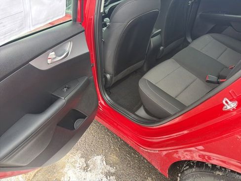 Certified 2023 Kia Forte LXS w/ LXS Technology Package image 25