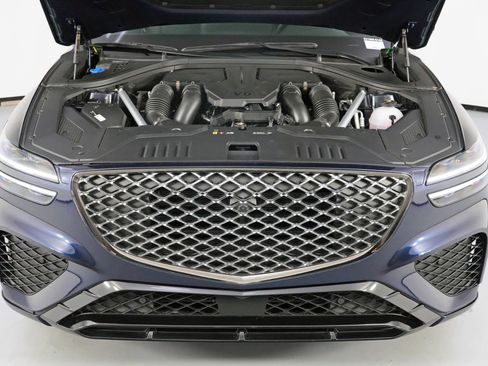 Used 2025 Genesis GV70 3.5T Sport w/ Sport Advanced Package image 8