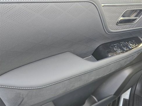 New 2026 INFINITI QX80 Autograph w/ Premium Cargo Package image 14