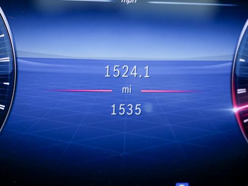 Used 2025 Mercedes-Benz SL 63 AMG 4MATIC image 12