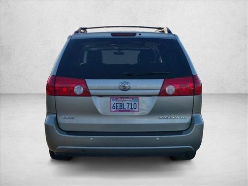 Used 2008 Toyota Sienna XLE FWD image 7