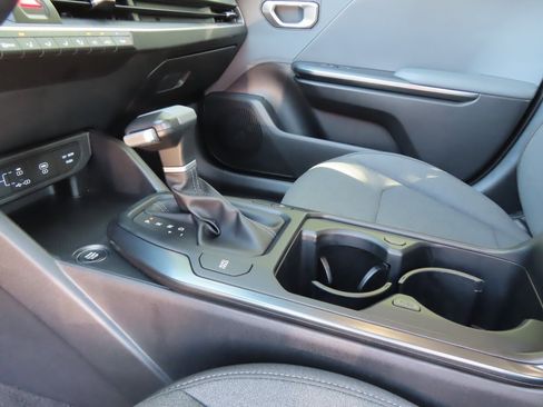 Certified 2025 Kia K4 LXS image 17