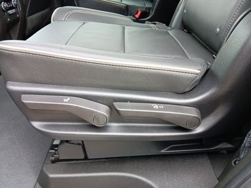 Used 2024 Chevrolet Tahoe Premier image 37