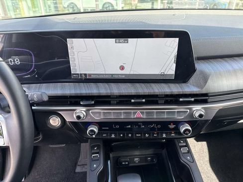 New 2025 Kia Telluride EX w/ EX Captain's Chair Package FWD image 27