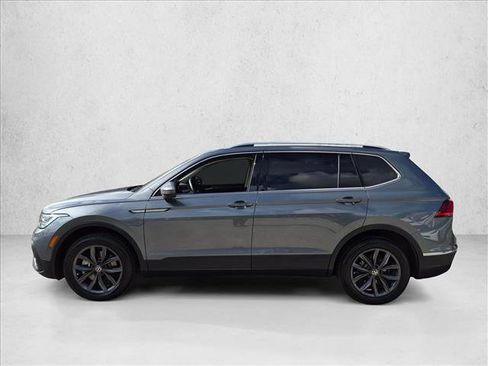 Used 2023 Volkswagen Tiguan SE FWD image 8