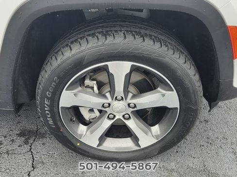 Used 2022 Jeep Grand Cherokee Limited 4xe AWD/4WD image 17