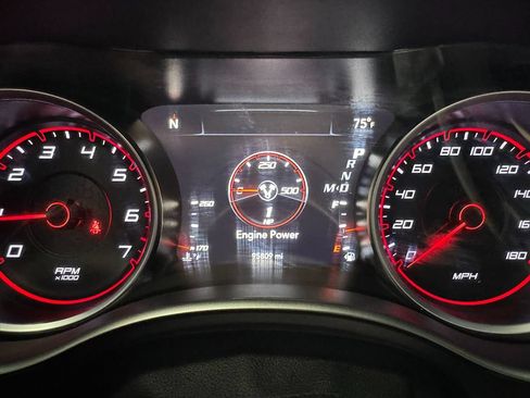 Used 2019 Dodge Charger Scat Pack w/ Dynamics Package RWD image 33