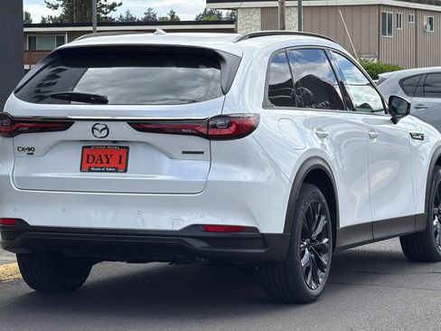 New 2026 MAZDA CX-90 Plug-In Hybrid w/Premium Sport AWD/4WD image 4