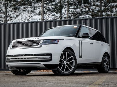 New 2025 Land Rover Range Rover SE
