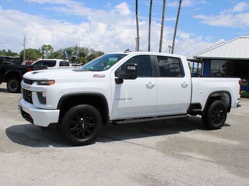Used 2023 Chevrolet Silverado 2500 LT AWD/4WD image 5