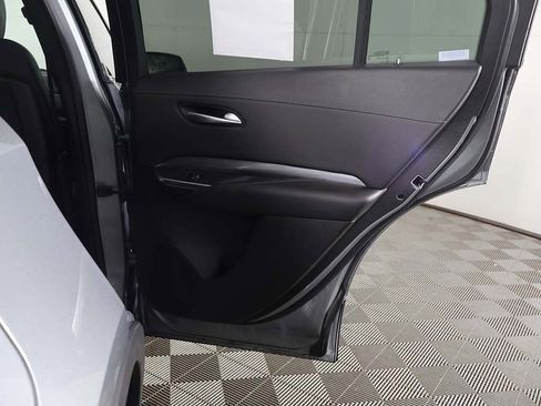 Used 2024 Cadillac XT4 Premium Luxury image 25
