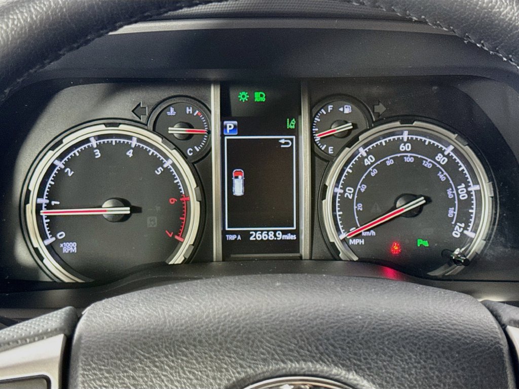 Used 2024 Toyota 4Runner Limited AWD/4WD image 21