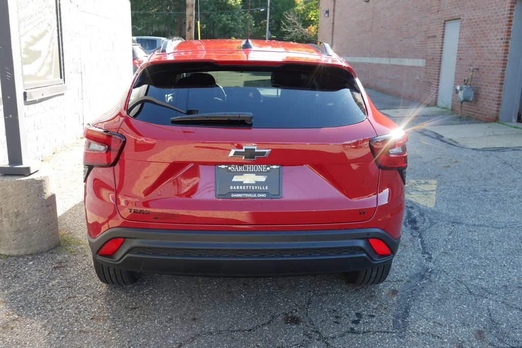 New 2026 Chevrolet Trax LT w/ Driver Confidence Package FWD image 30