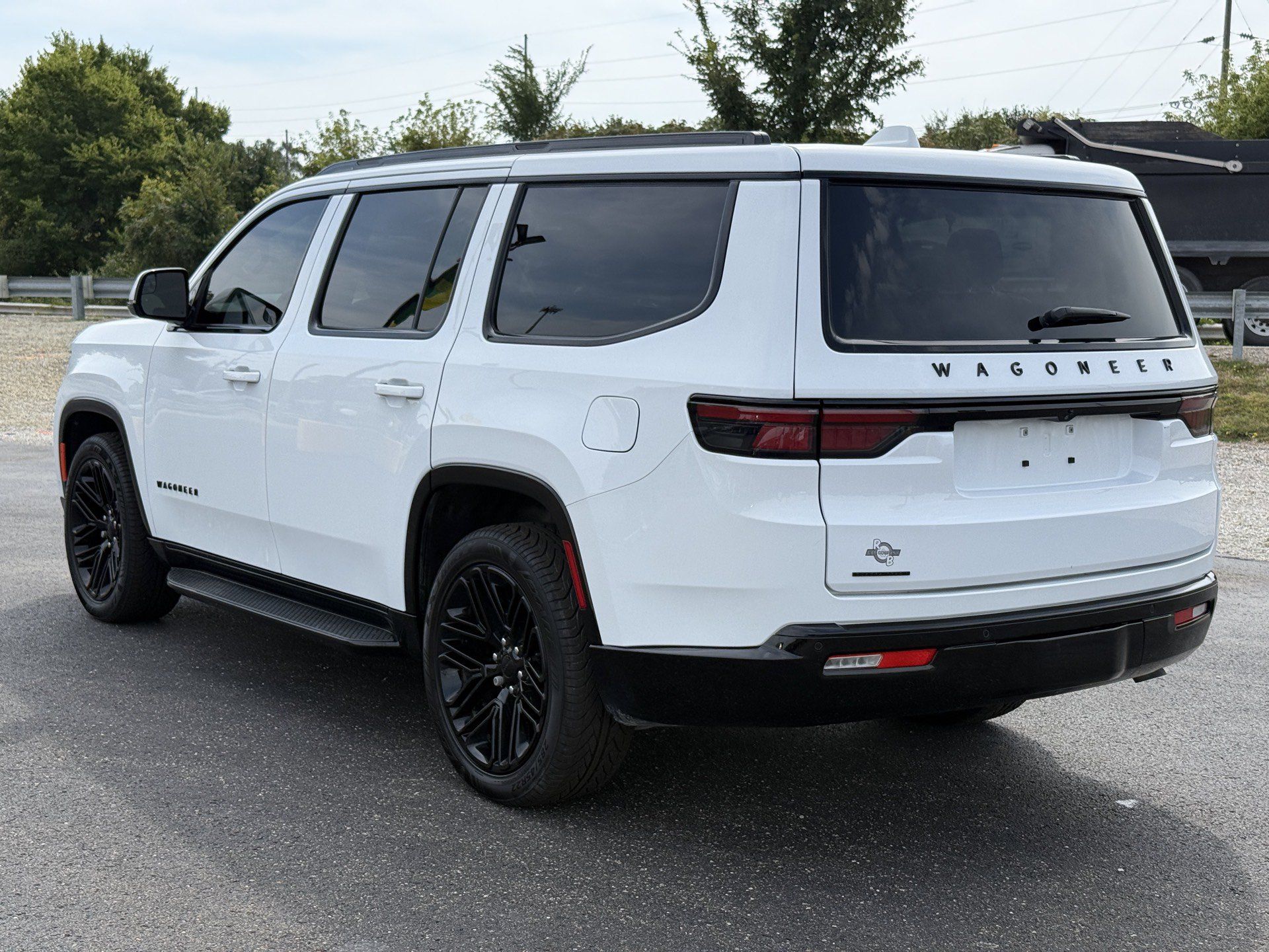 Used 2022 Jeep Wagoneer Series II AWD/4WD image 6