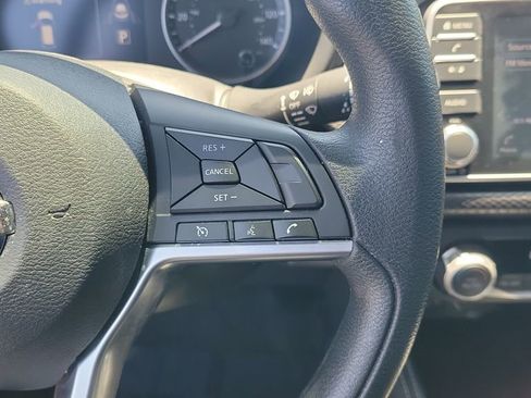 Used 2020 Nissan Kicks SV FWD image 21