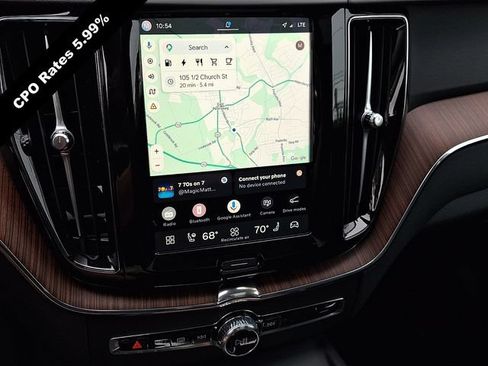Certified 2024 Volvo XC60 T8 Plus w/ Climate Package AWD/4WD image 19