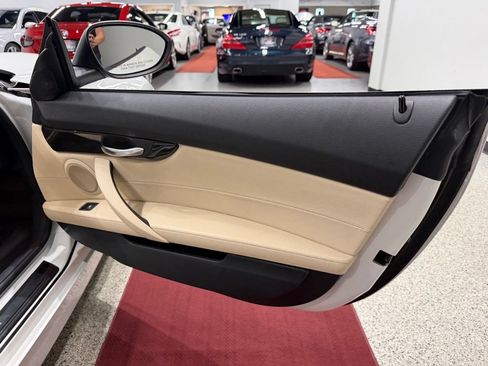 Used 2016 BMW Z4 sDrive28i RWD image 30