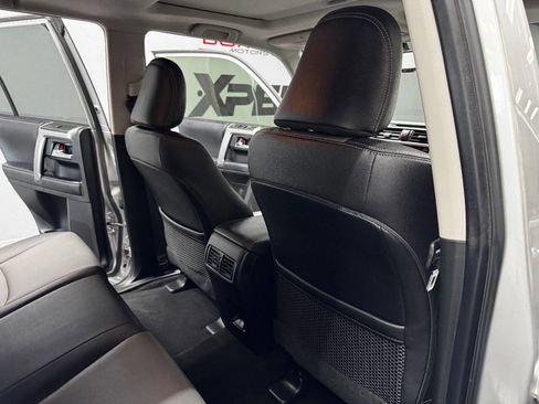 Used 2020 Toyota 4Runner SR5 Premium image 46