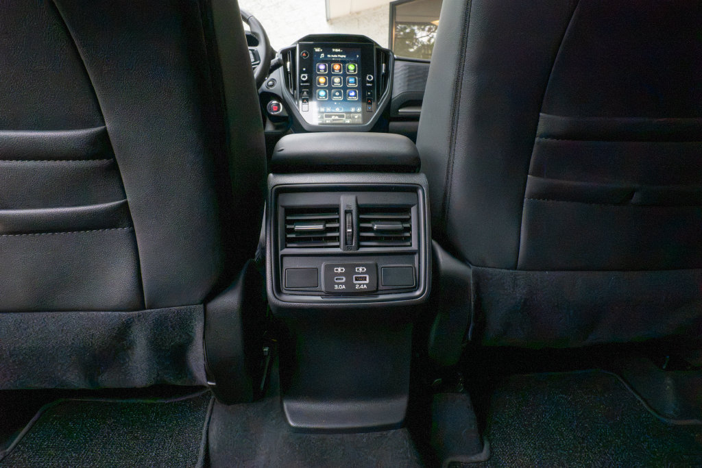 Used 2025 Subaru Forester Premium AWD/4WD image 18