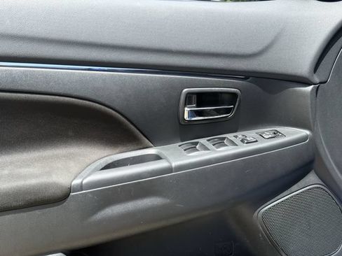 Used 2026 Mitsubishi Outlander Sport ES AWD/4WD image 22
