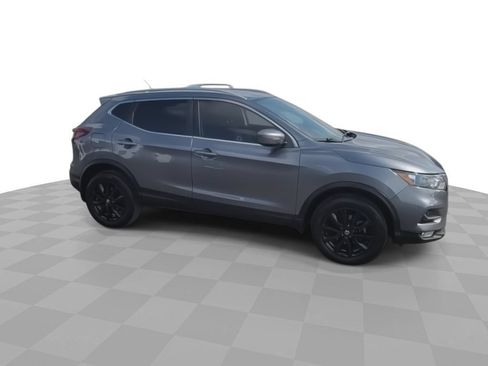 Used 2022 Nissan Rogue Sport SV FWD image 9