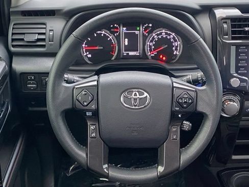 Certified 2020 Toyota 4Runner TRD Off-Road Premium w/ Moonroof Package AWD/4WD image 14