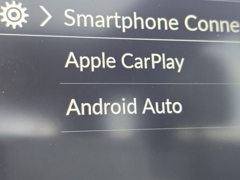 Used 2023 Honda Pilot Touring image 5