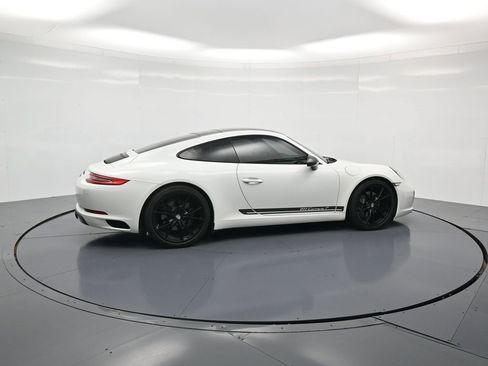 Used 2019 Porsche 911 Carrera T w/ Carrera T Interior Package image 31