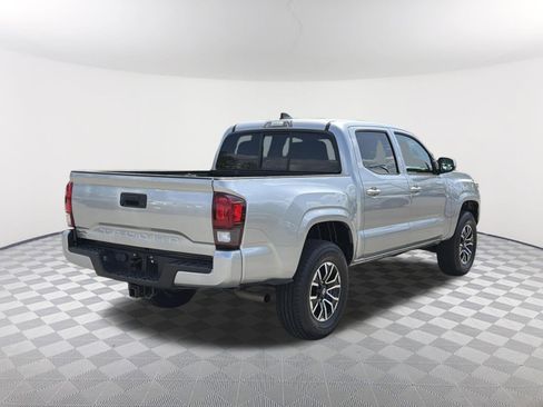 Certified 2022 Toyota Tacoma SR image 17